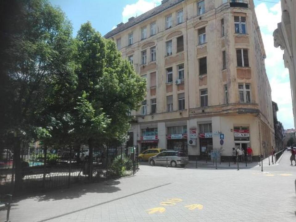 A Quiet Studio In The Heart Of The City Budapest Eksteriør billede