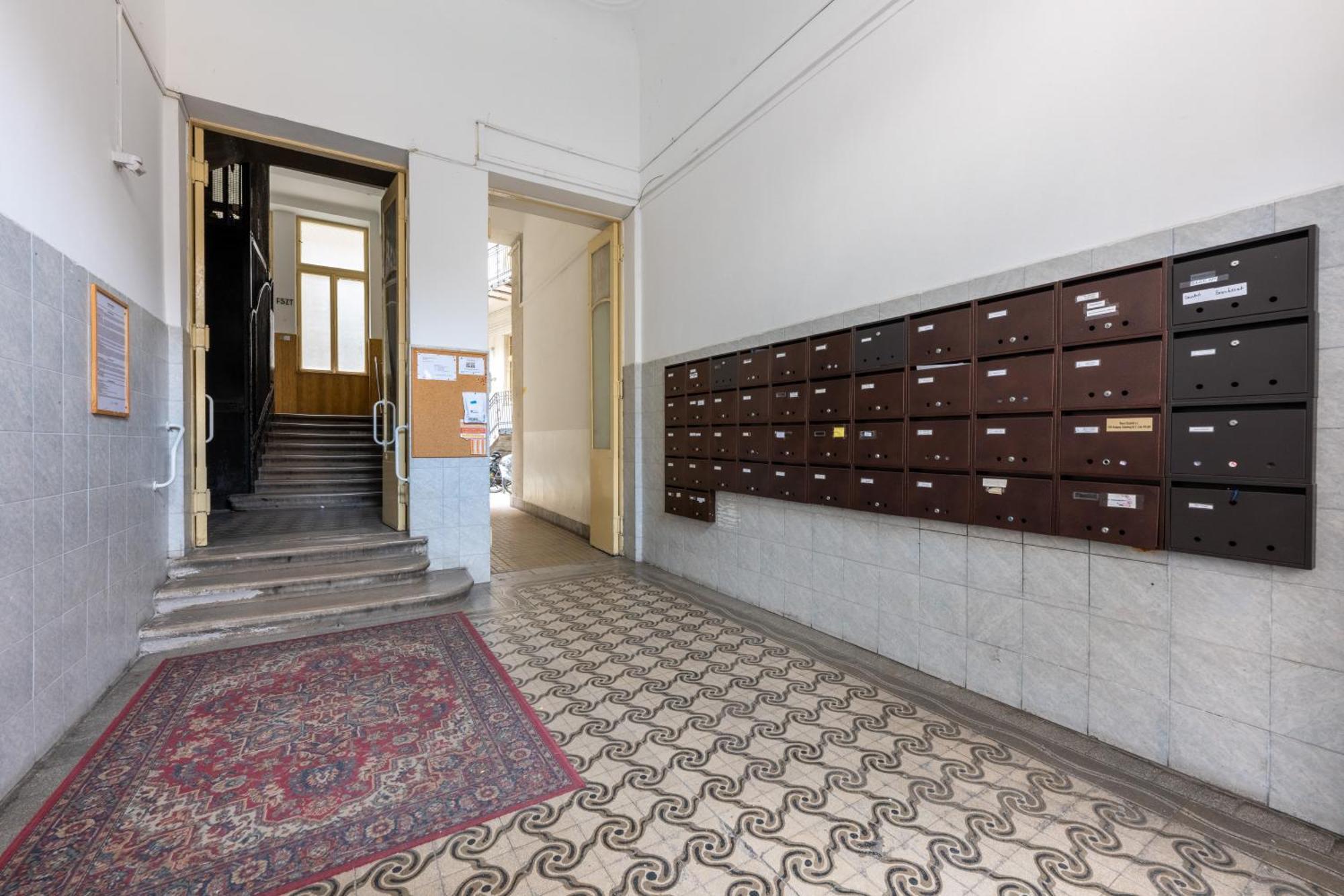 A Quiet Studio In The Heart Of The City Budapest Eksteriør billede